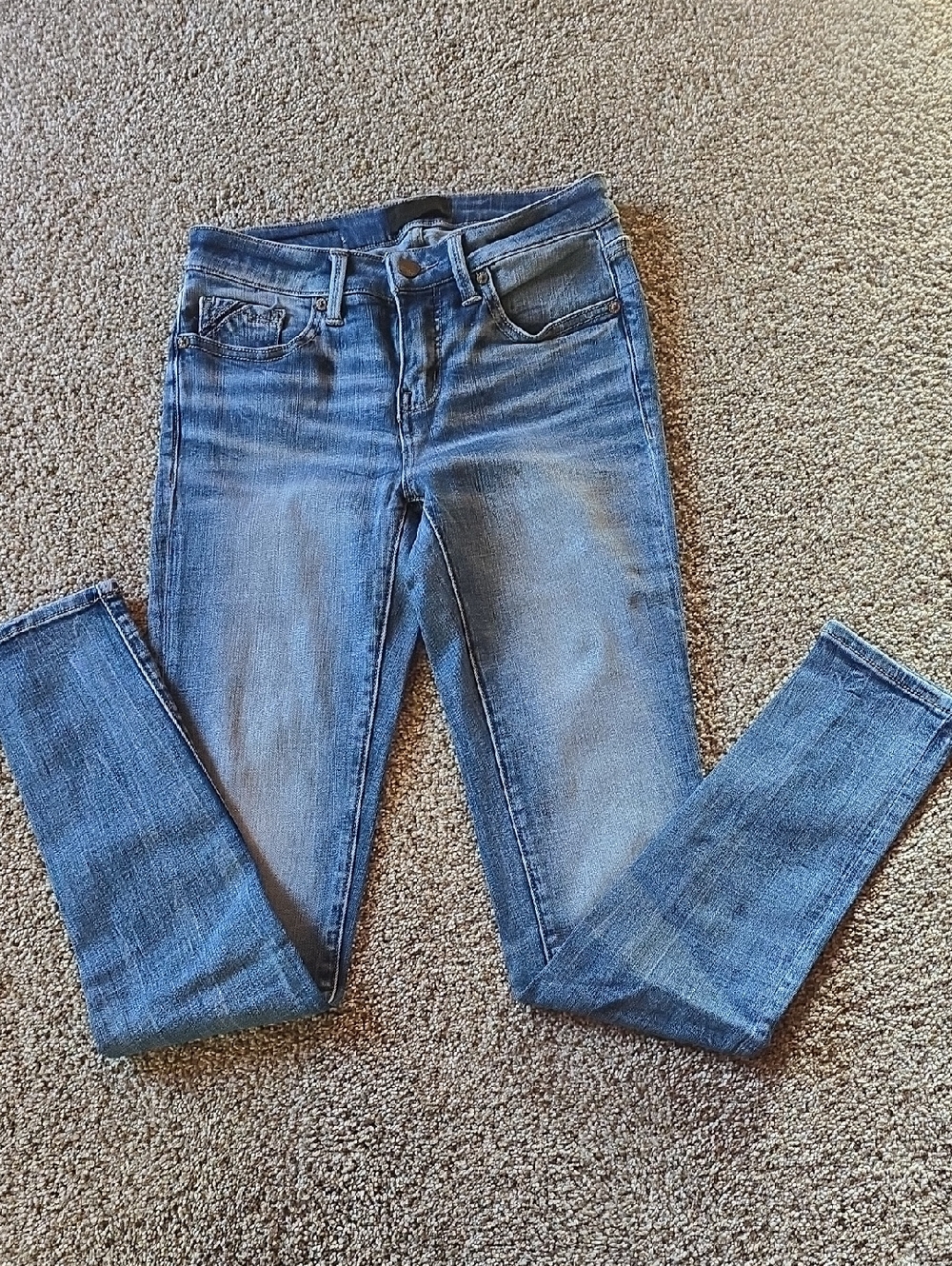 Buckle Black Women's Skinny Jeans in Medium Blue 24x30